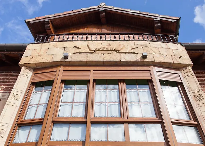 La Campanilla בית הארחה