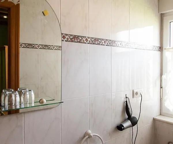 La Campanilla בית הארחה 2*